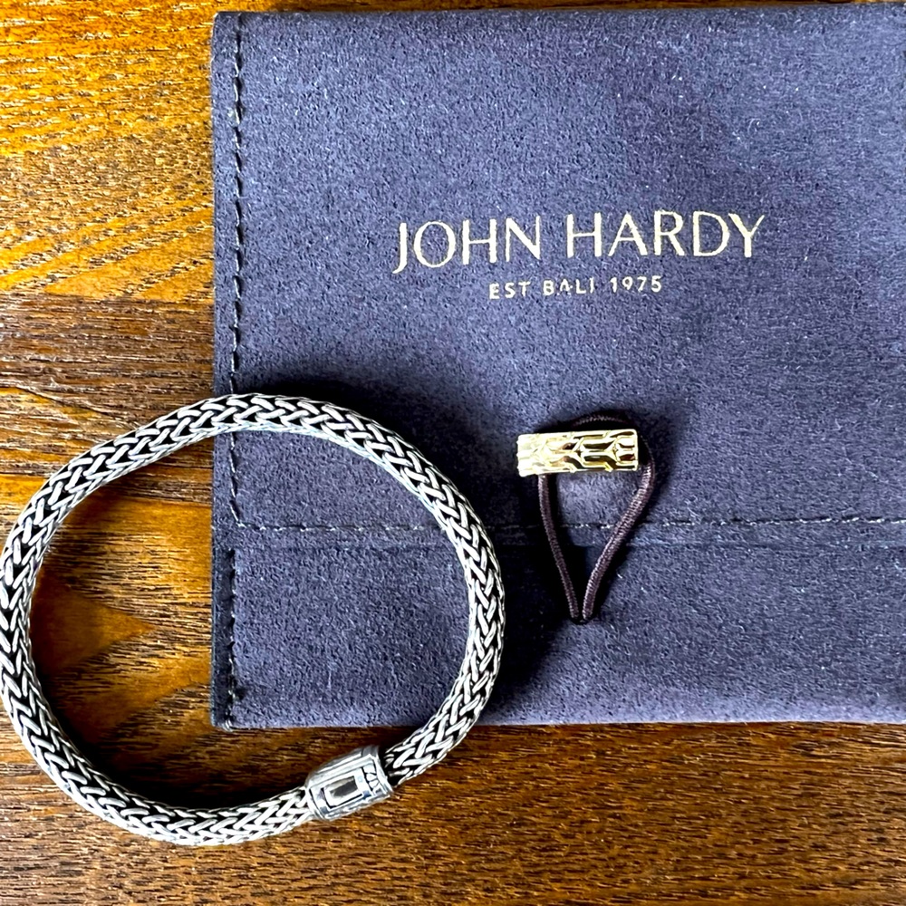 John Hardy classic chain bracelet. Size small. Sterling silver